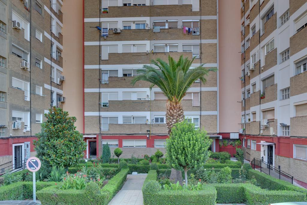 Apartamentos San Lazaro 萨拉戈萨 外观 照片